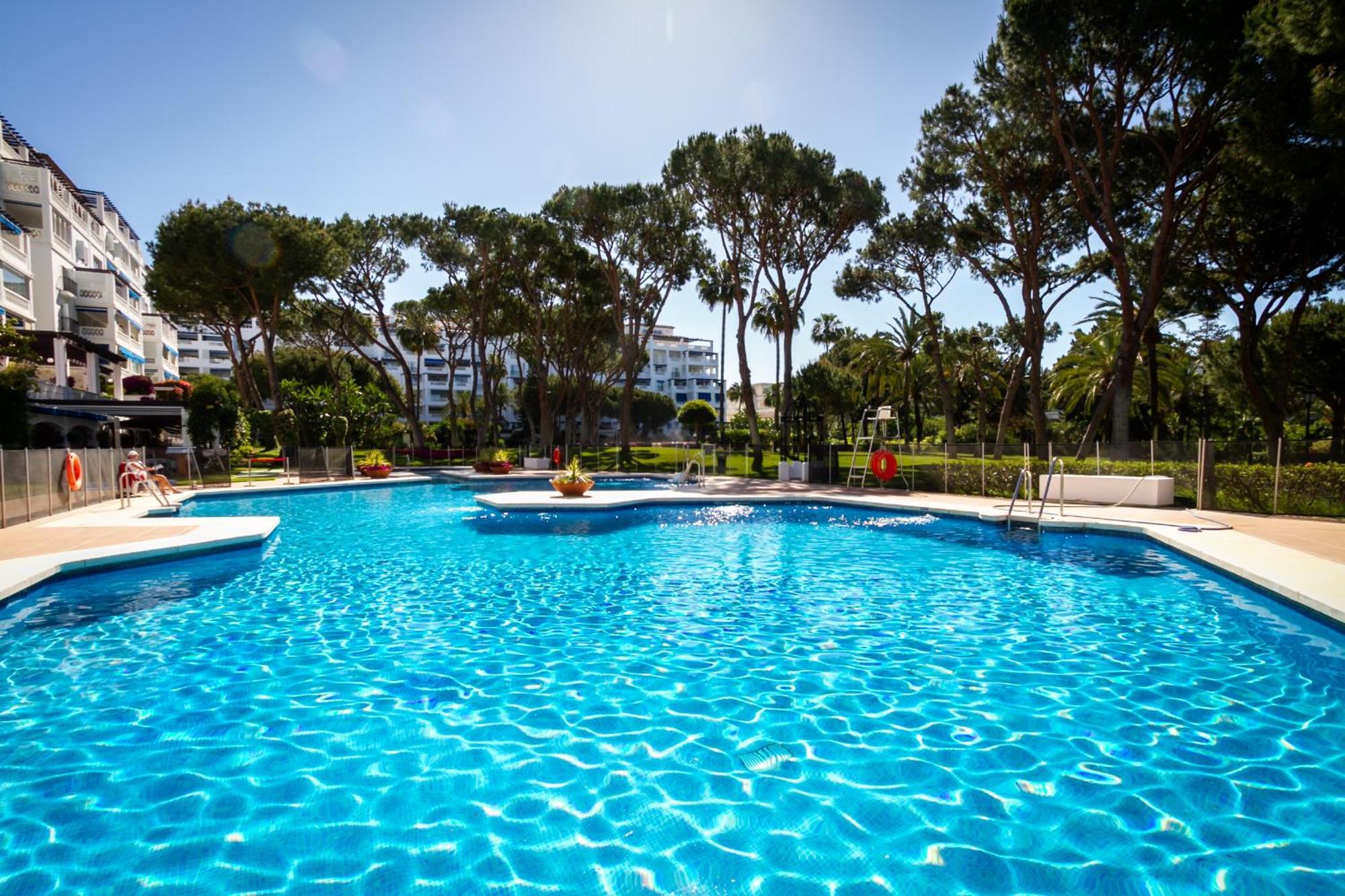 Banus - Playas Del Duque Luxury