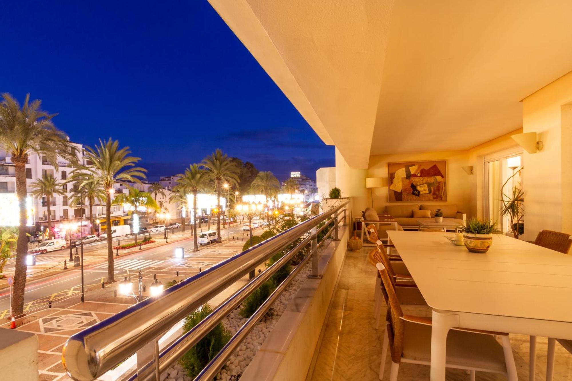 Banus - Playas Del Duque Luxury * Marbella