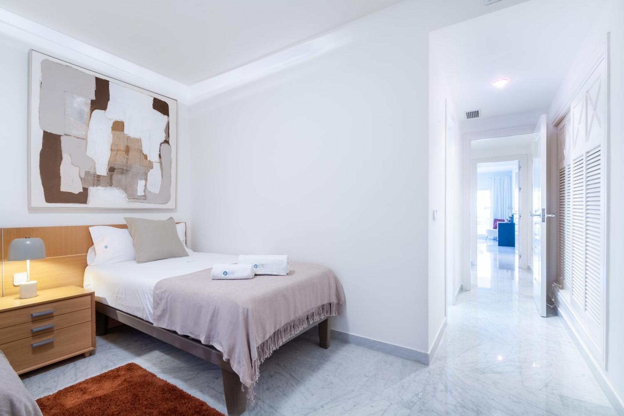 Banus - Playas Del Duque Luxury *