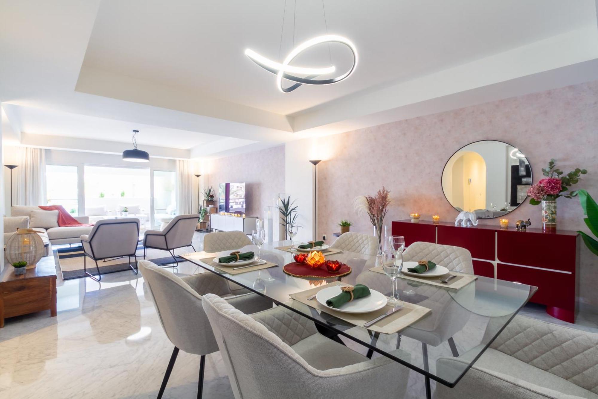 Banus - Playas Del Duque Luxury *